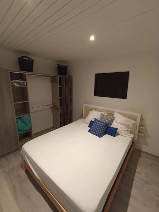 Superbe Appartement Renove A Neuf Centre Bourg بري سور مير المظهر الخارجي الصورة